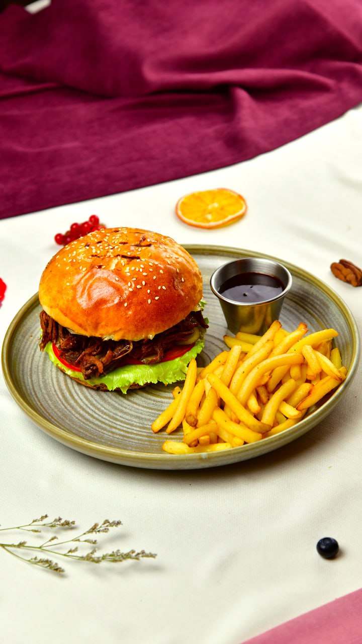 Story Marvarid 18:23